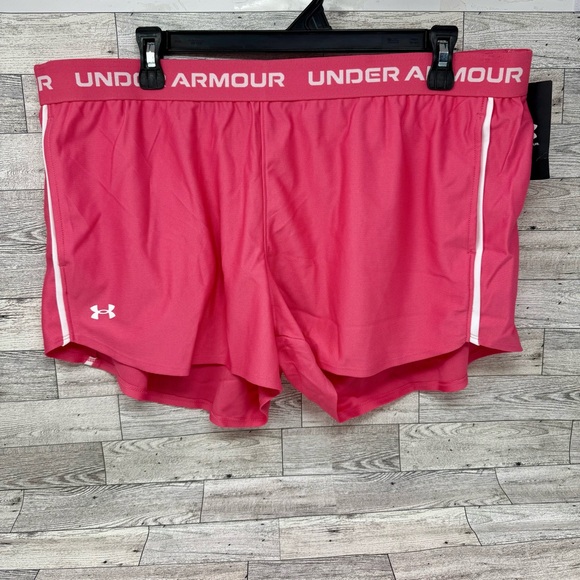 Under Armour Pants - NWT-Under Armour Women's Tech Play Up 3" Shorts Size XL Pink/White